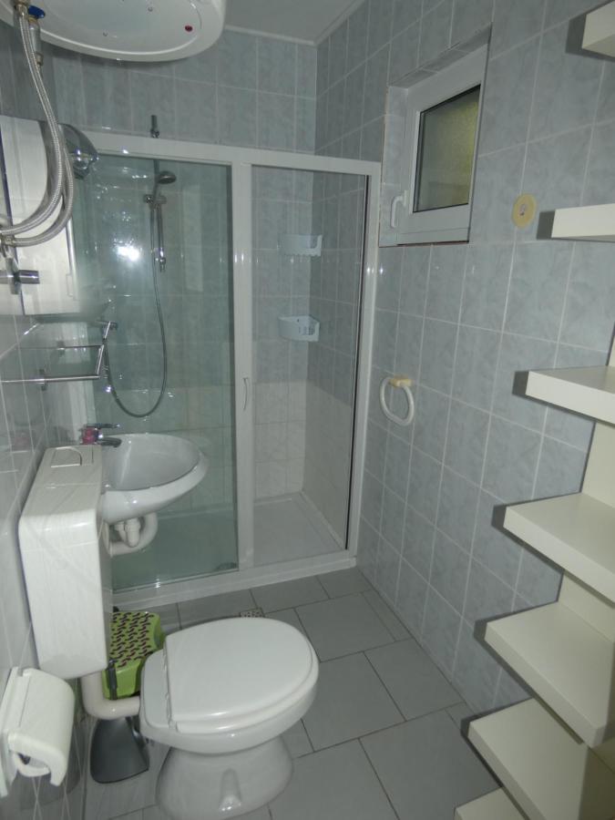 Tomo Apartment Starigrad Paklenica Exterior foto